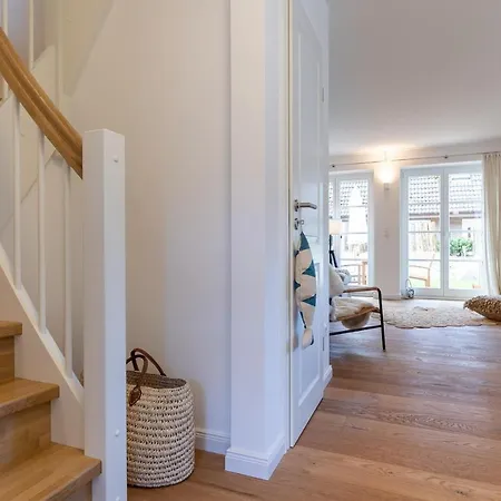 Reetdachhaus Strandhus Reetdachhaus Strandhus 1 Tatil Evi *